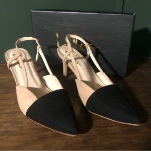 Steviee Black and Beige Pointed-Toe Slingback Pumps. Size 9